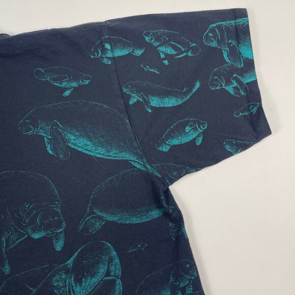 Vintage Manatee Widllife Ocean Animal All Over Print Black Shirt Size Large - Picture 9 of 9